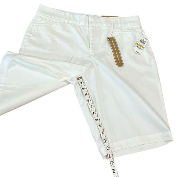 JM Collection White Bermuda Shorts, Size 14, NWT - Picture 7 of 11